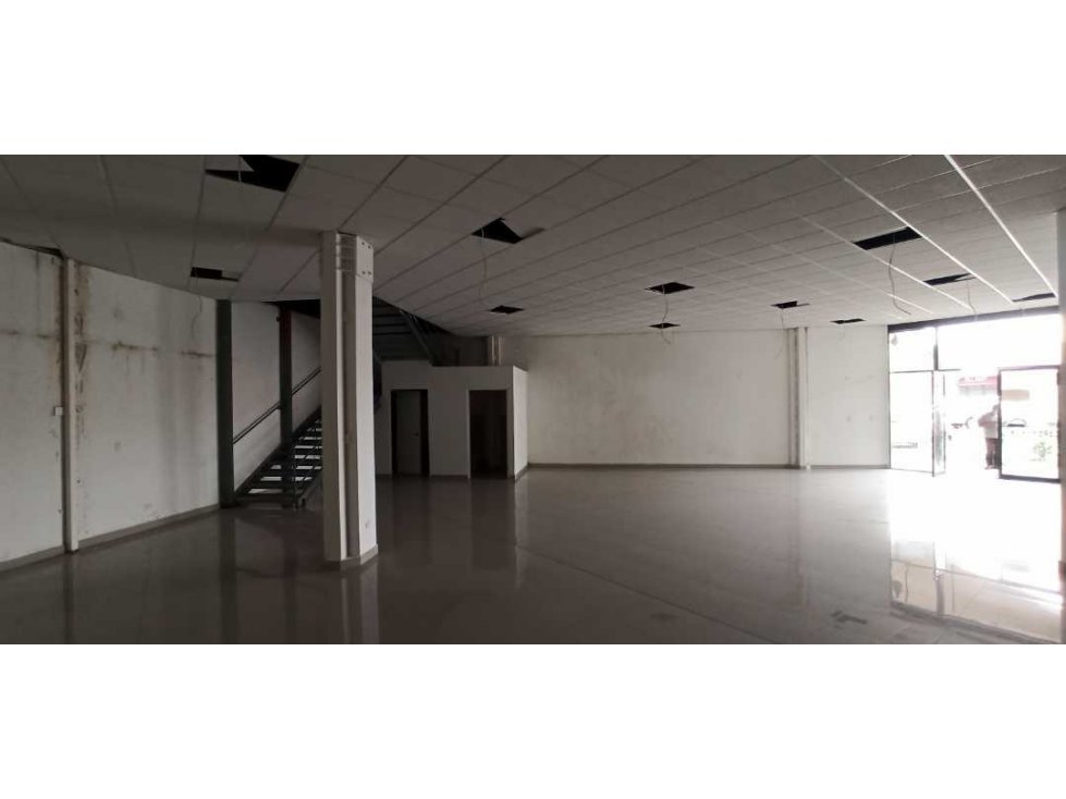 Locales Remodelados listos para ocupar en Gran Estación San Miguelito - 4