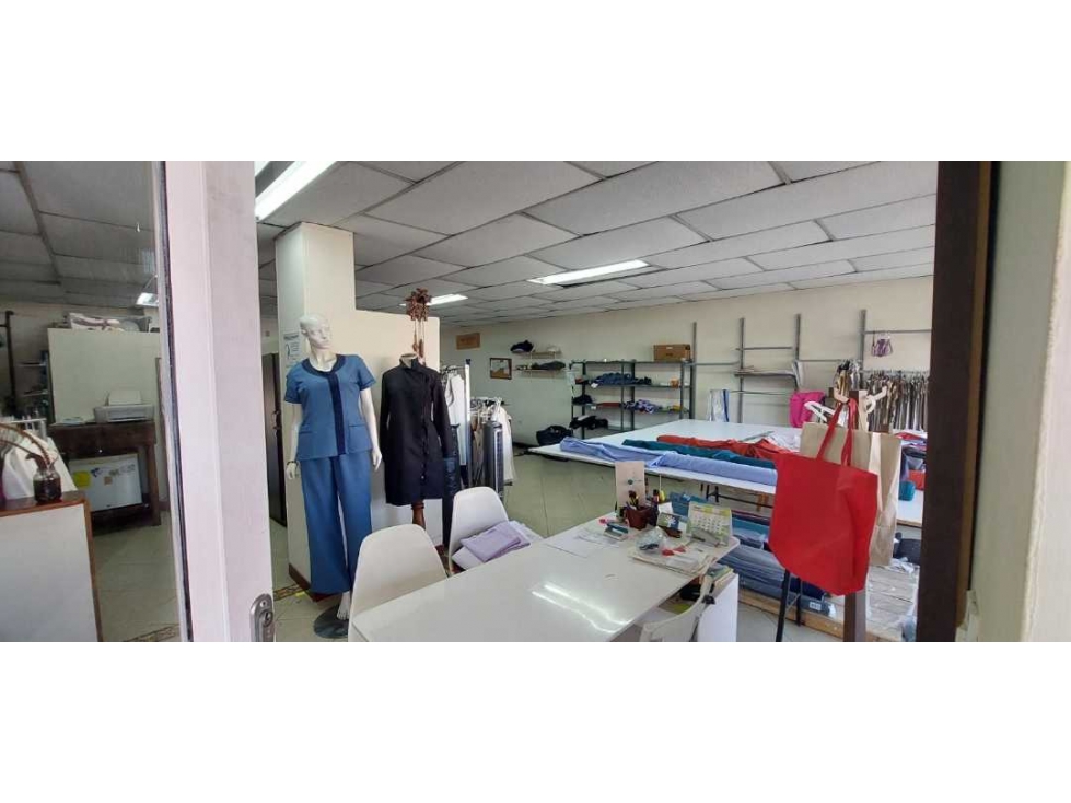 Locales/Oficinas rentando en la Nueva Villa de Aburra