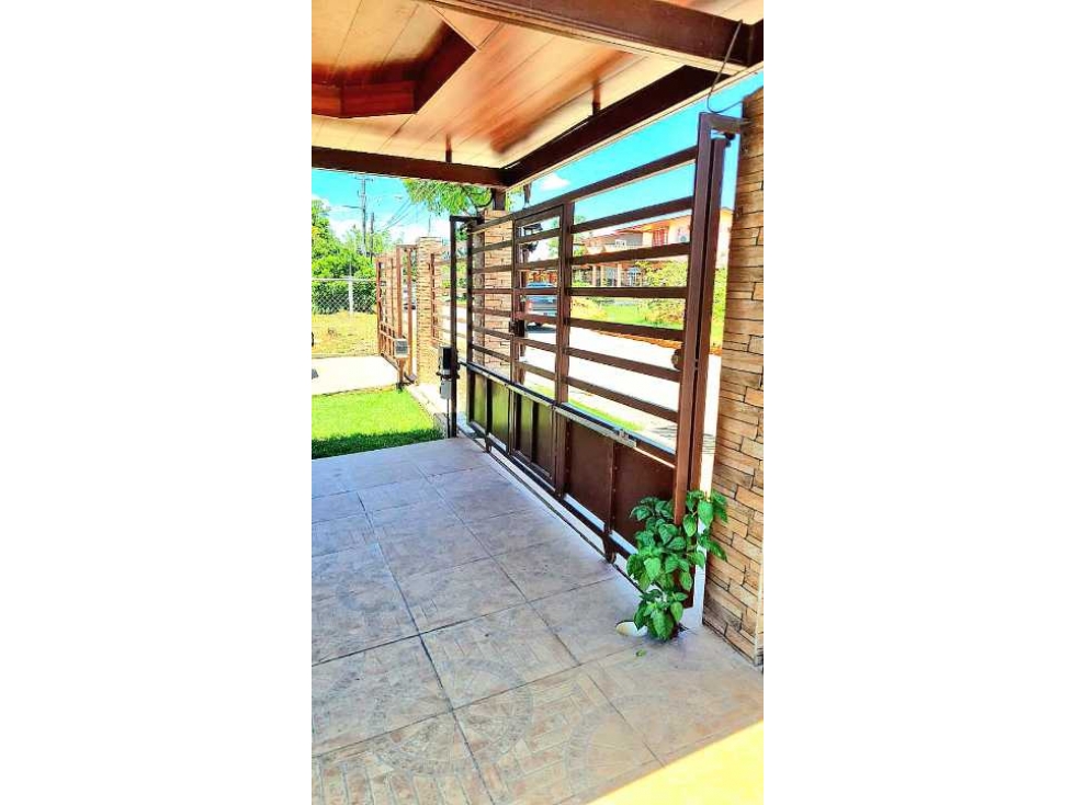LOS ALGARROBOS, LINDA CASA EN VENTA - 3