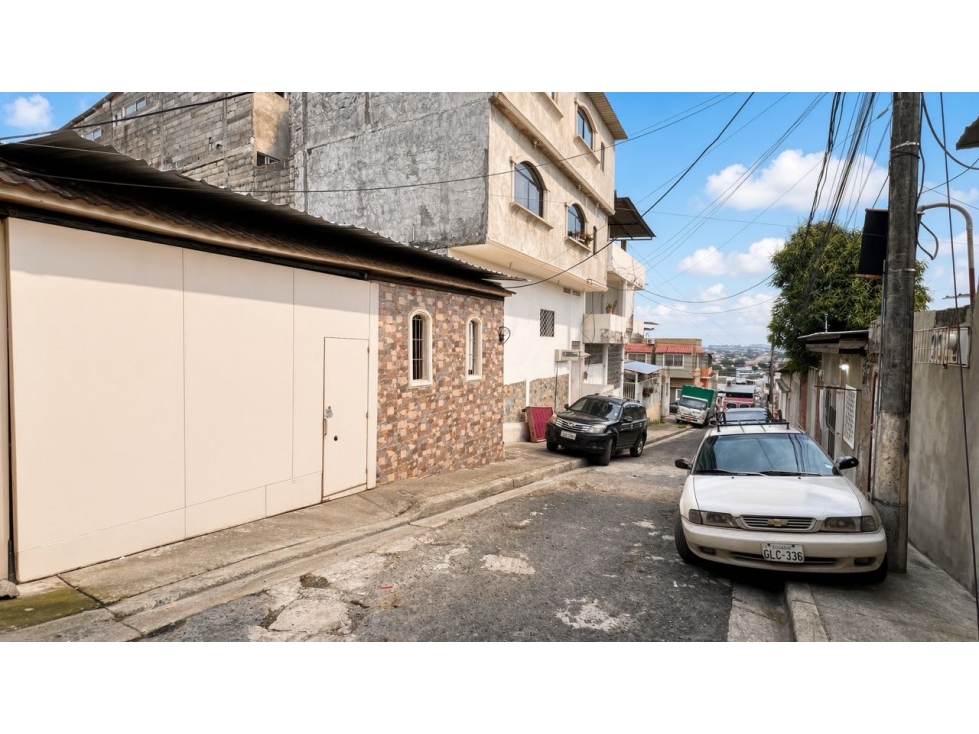 LOS ROSALES 2 CASA EN VENTA A 7 MINUTOS DEL MALL DEL RÍO UN SOLO PAGO