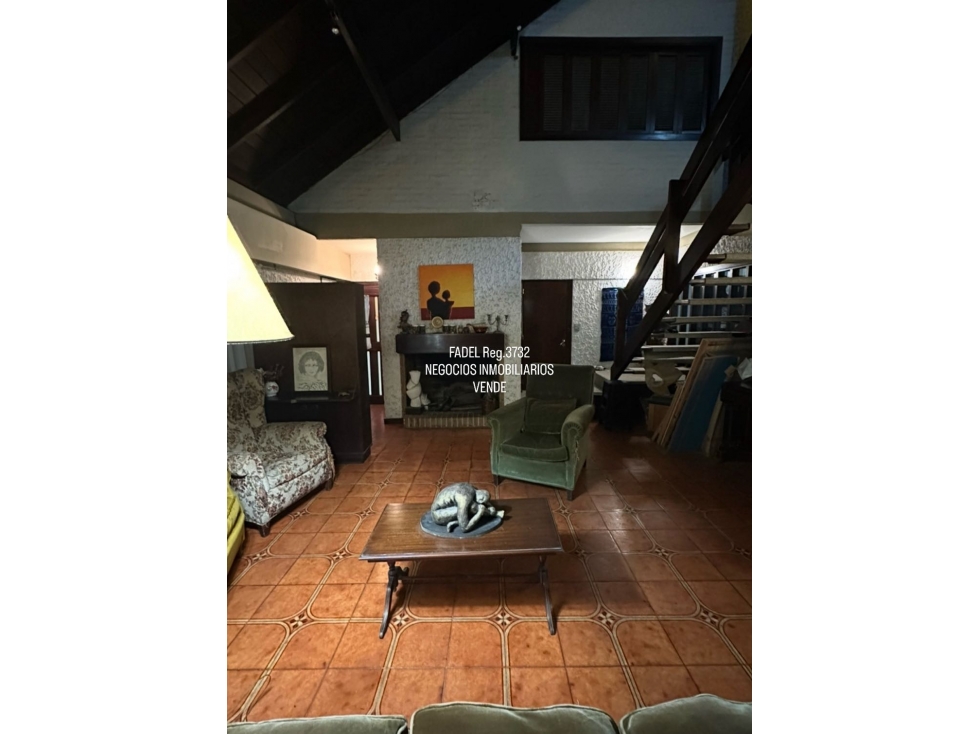 Los Troncos Chalet 5 ambientes Parque Piscina A RECICLAR — foto 4