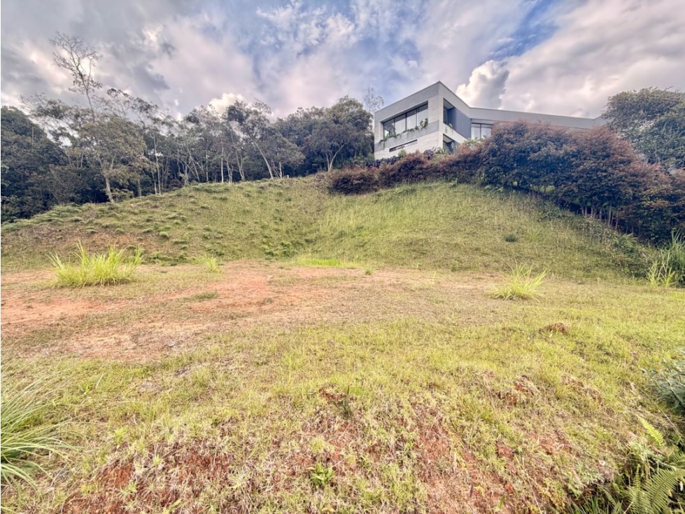 Lote 3.010 m² Parc. consolidada | Alto de las Palmas | Zona Mercajuste