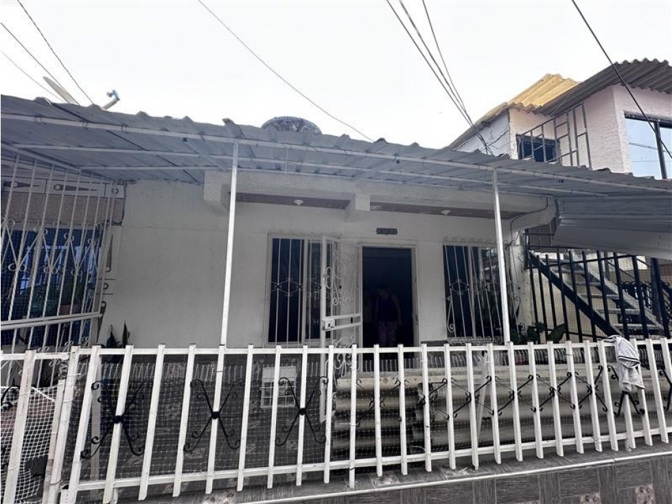 LOTE 82 MZ 13 U BOSQUES DE PINARES III ETAPA