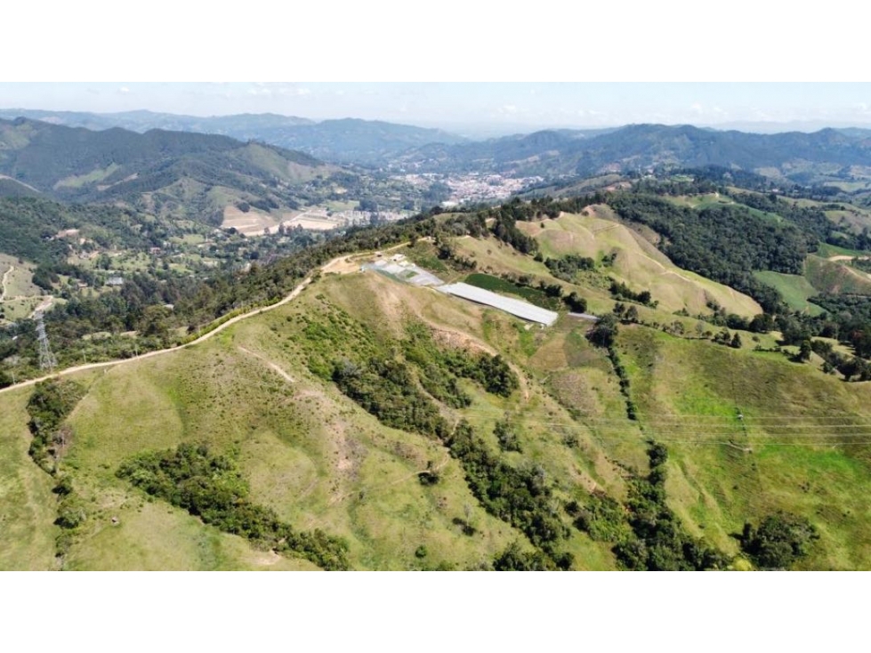 Lote a 5 km del pueblo del retiro sector la guija — foto 2