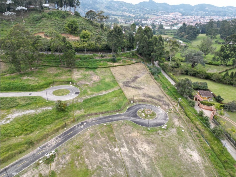 Lote a la venta con cesión de derechos en Parcelación cerrada — foto 4