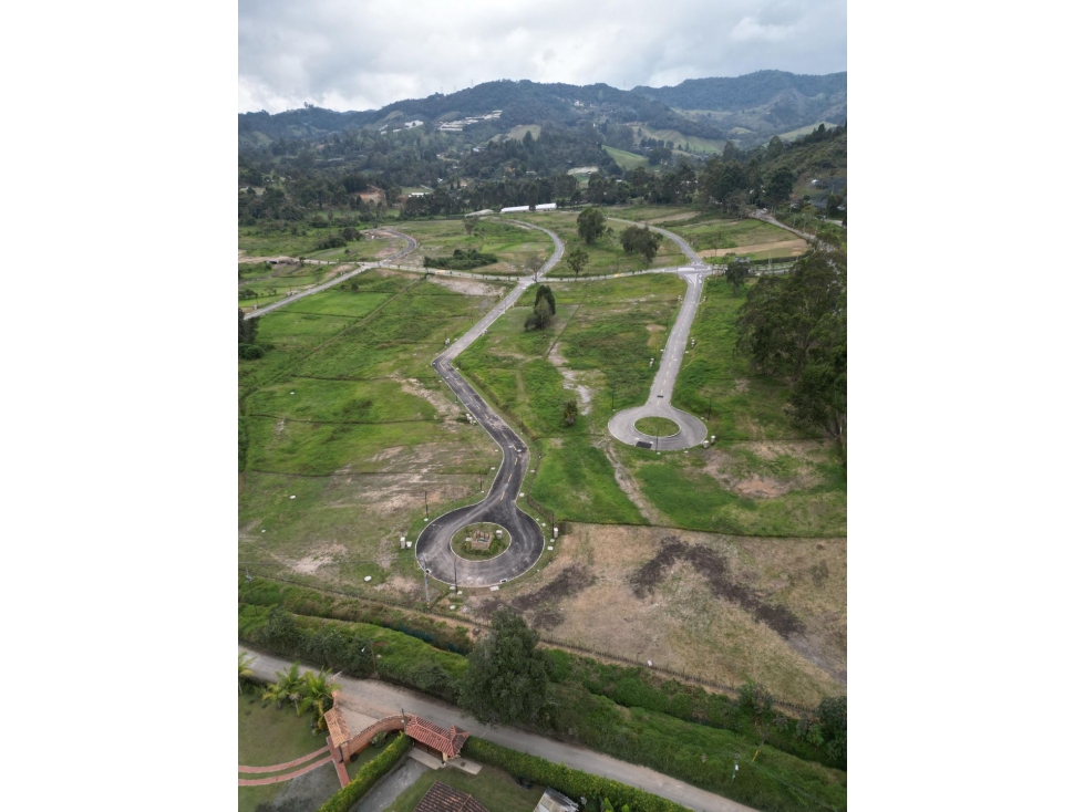Lote a la venta con cesión de derechos en Parcelación cerrada — foto 5