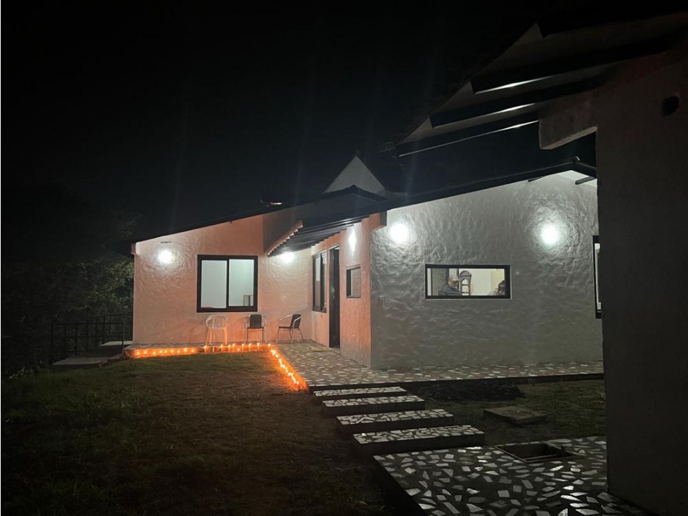 Lote Campestre con 3 casas construidas - 6
