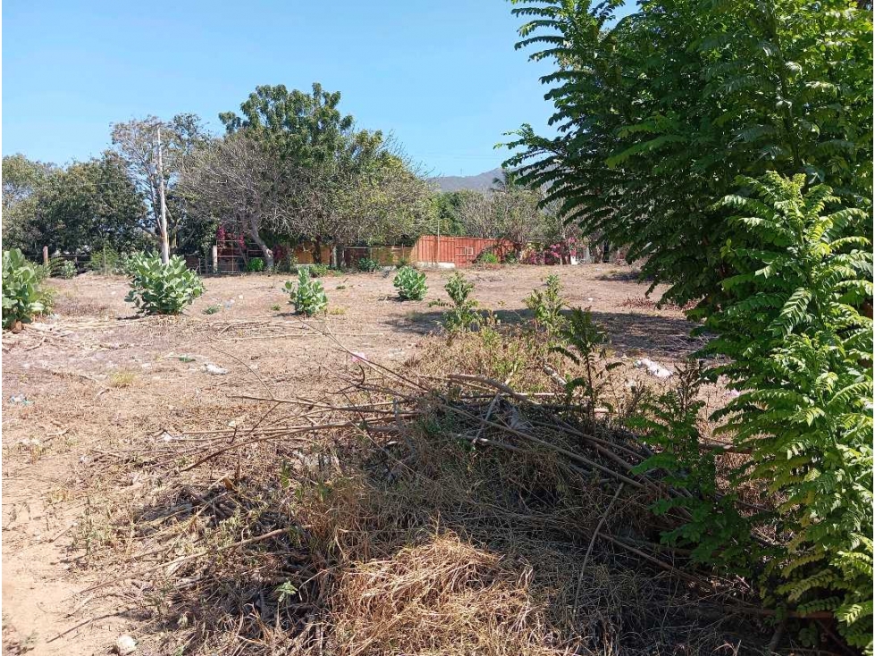 Lote cerca al aeropuerto Santa Marta Colombia