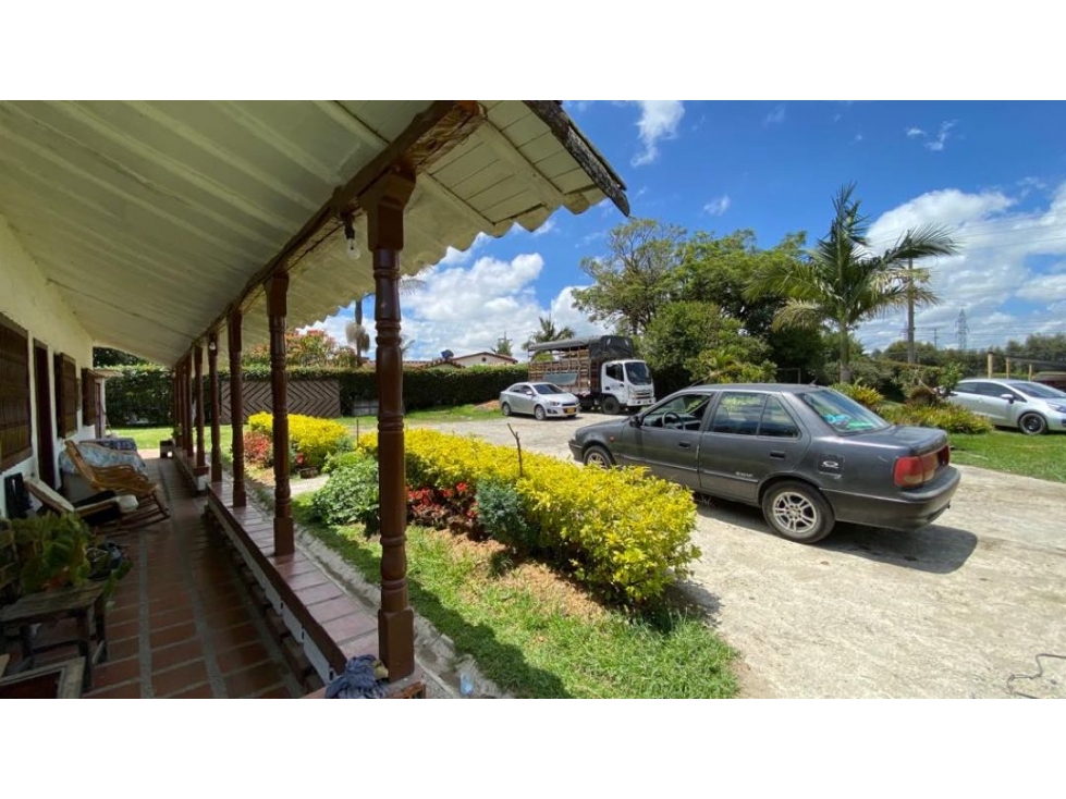 Lote comercial con casa sobre la vía San Antonio la ceja — foto 5