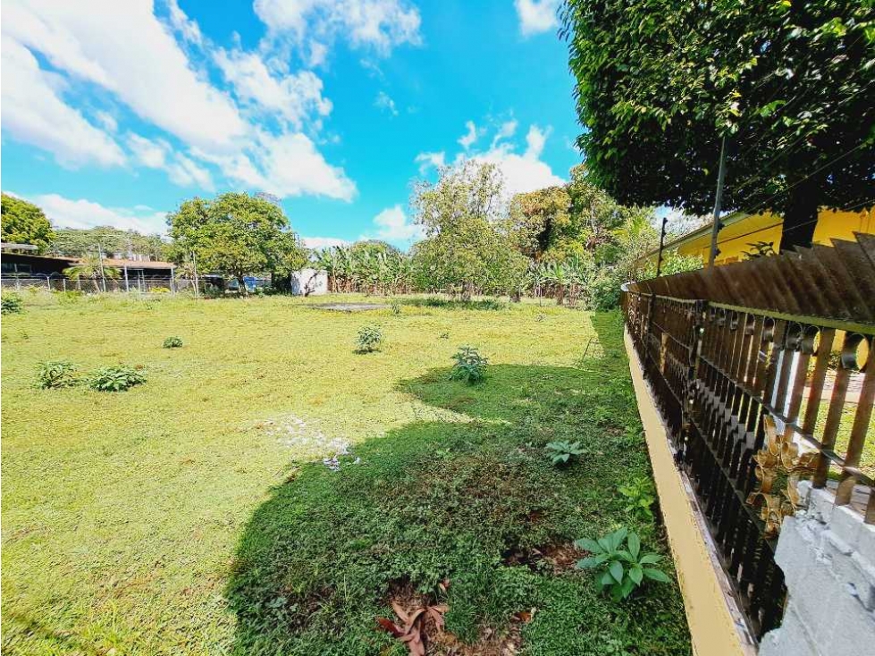 LOTE COMERCIAL EN EL CENTRO DE DAVID - 3