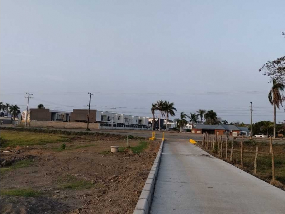 LOTE COMERCIAL EN VENTA CERCA AL NUEVO CENTRO COMERCIAL DE MONTERIA