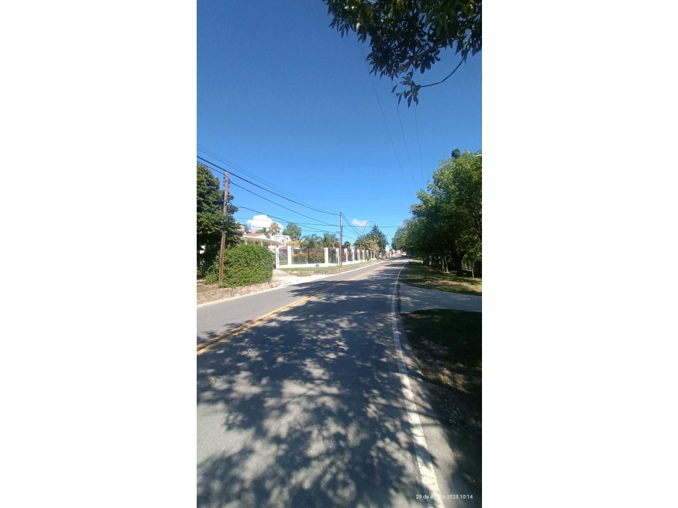 Lote con bajada al Lago - 6