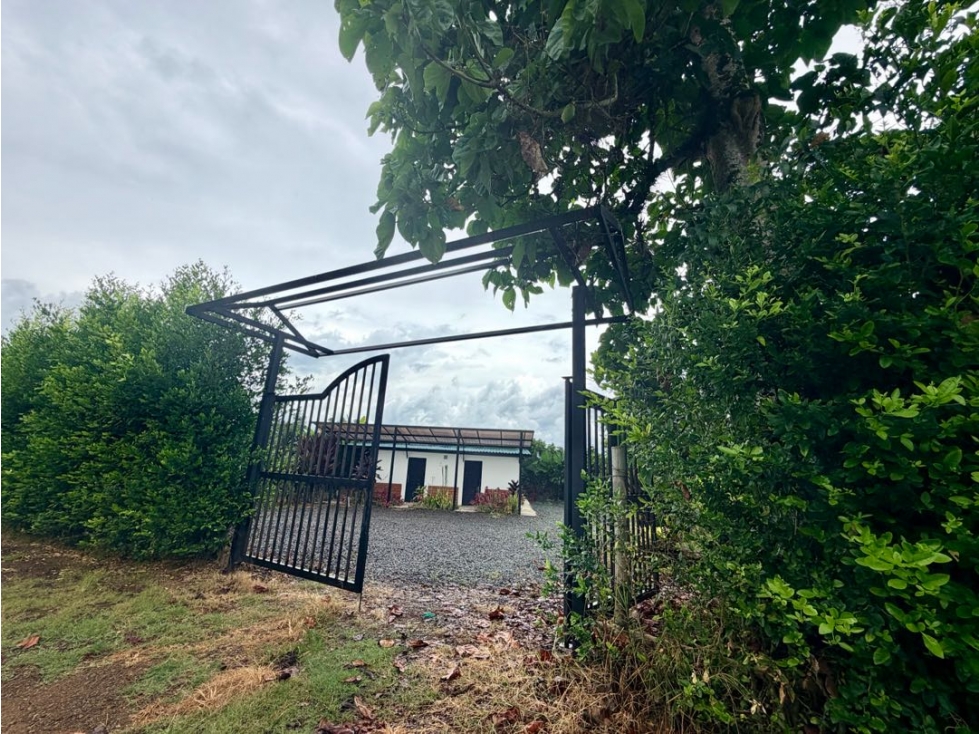 LOTE CON CASA EN PARCELACIÓN VÍA ALCALÁ A 25 MINUTOS DE CUBA — foto 2