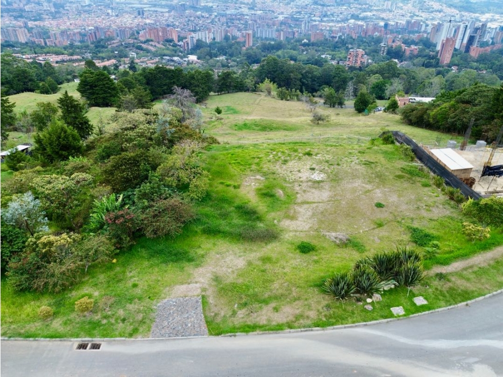 Lote con vista a la ciudad en Las Palmas en unidad cerrada — foto 3