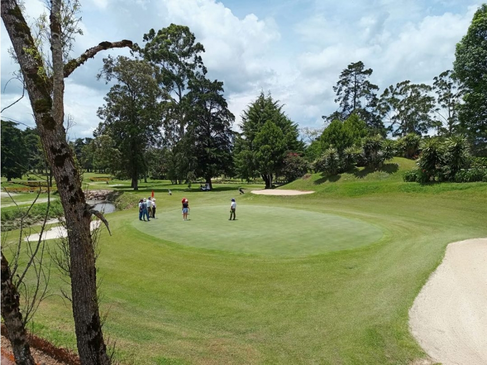 ¡Lote de 1.000 mÂ² junto al campo de golf mÃ¡s exclusivo del Oriente — foto 6