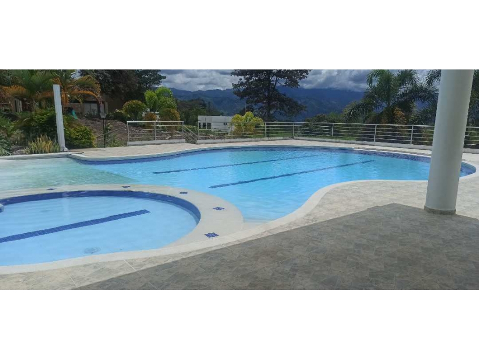 Lote De 1700 M2 En Condominio En La Mesa Cundi — foto 4
