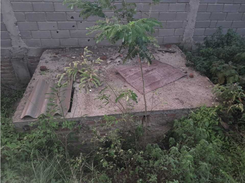 Lote de 600m2 tapiado, con alberca y poza séptica, 20 de octubre — foto 3
