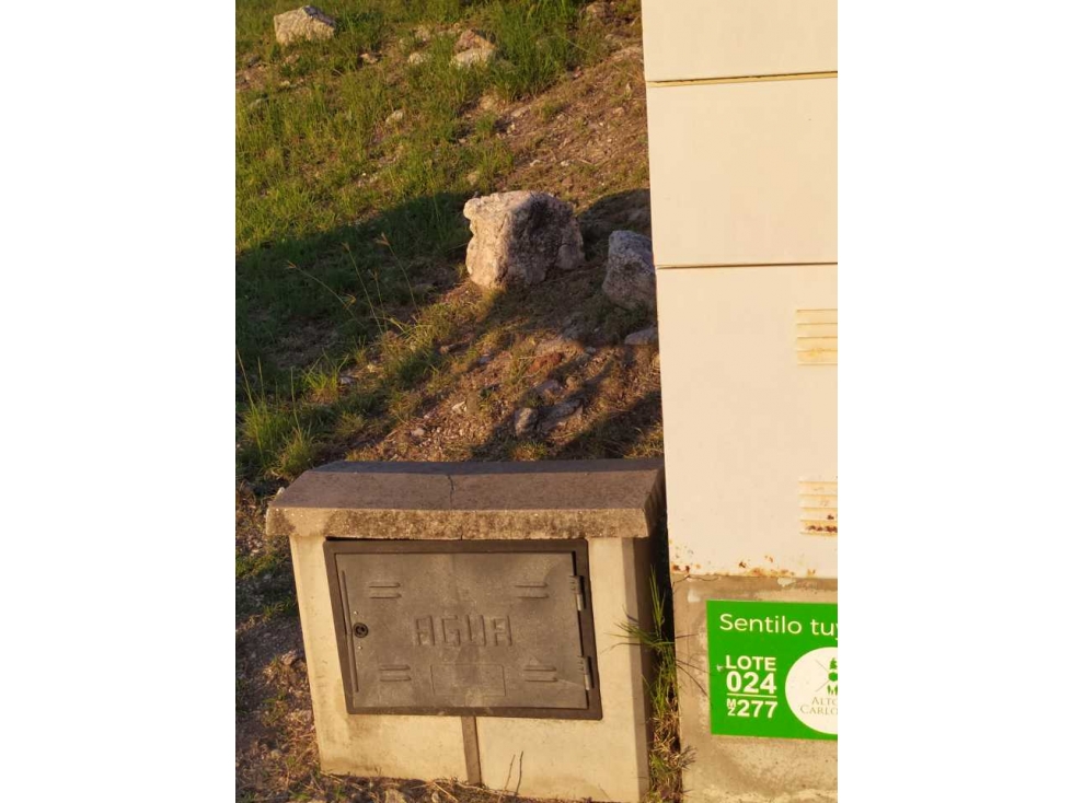 Lote con vista panorámica en Country "Altos de Carlos Paz". - 4