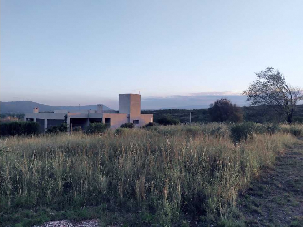 Lote con vista panorámica en Country "Altos de Carlos Paz". - 5