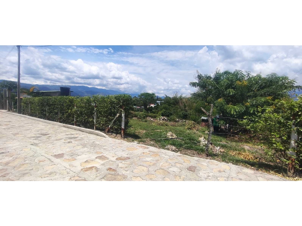 Lote en condominio de 1530 M2 en 230 mill en La Mesa Cund a 10 min - 5