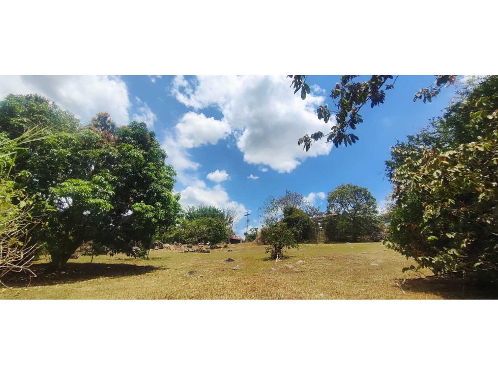Lote en condominio de 2380 M2 en 490 mill en La Mesa Cund con licencia - 4