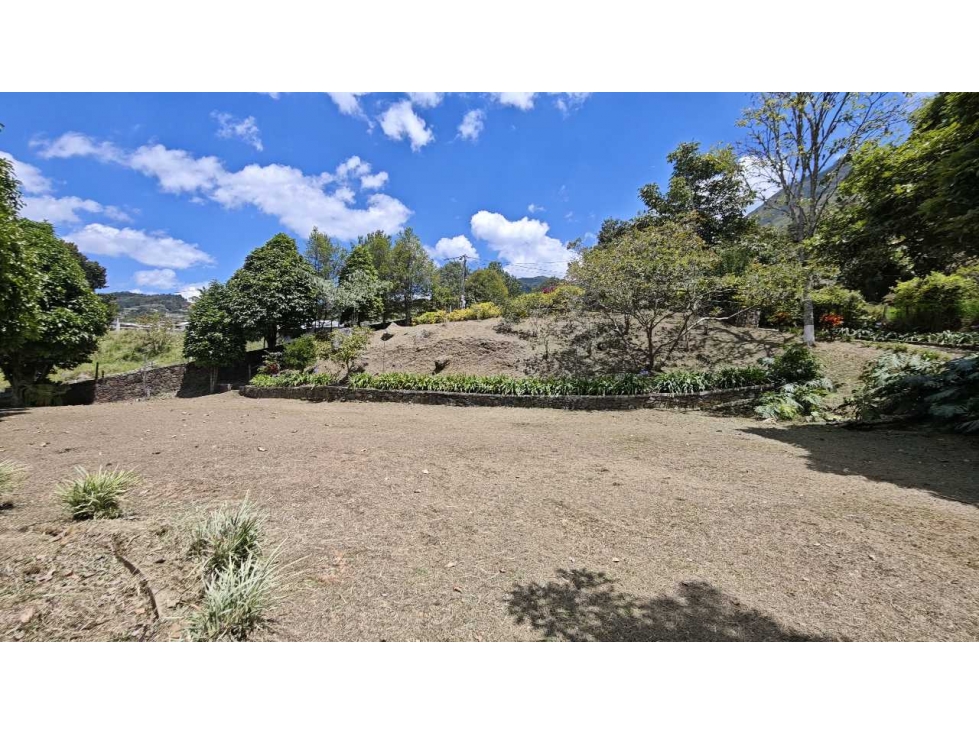 Lote en Copacabana Parcelación Altos de Villa roca