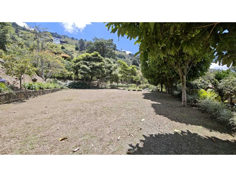 Lote en Copacabana Parcelación Altos de Villa roca - 4