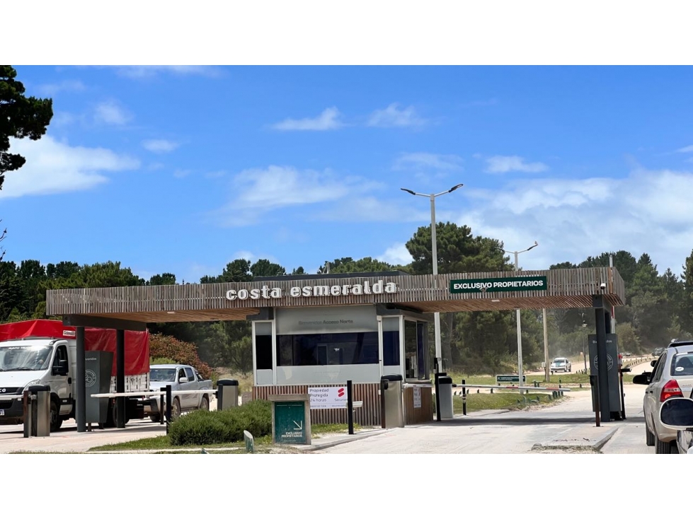LOTE EN COSTA ESMERALDA SENDEROS IV - 6