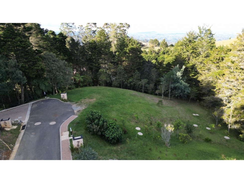 VENTA DE LOTE EN EL ALTO DE LAS PALMAS EN PARCELACIÓN/ ENVIGADO — foto 3
