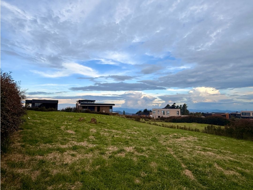 Lote en el alto de las palmas — foto 3