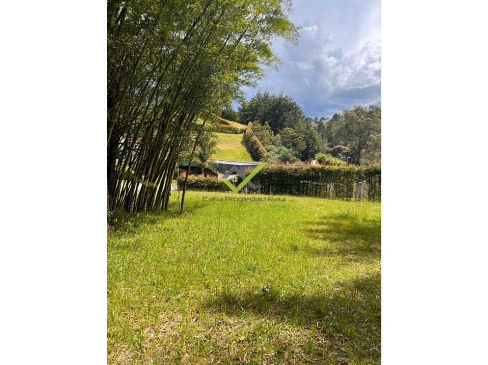 Lote en el Retiro