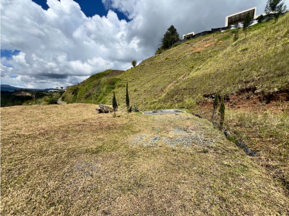 Lote en el retiro via Don Diego la ceja