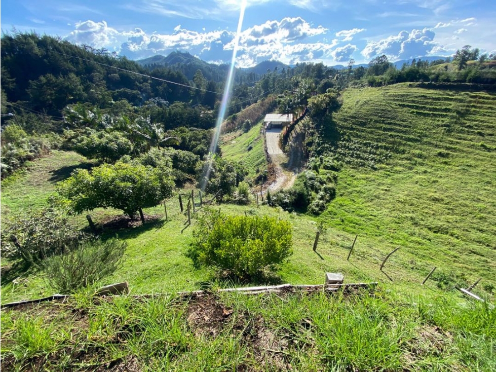LOTE EN EL RETIRO - Vereda El Portento