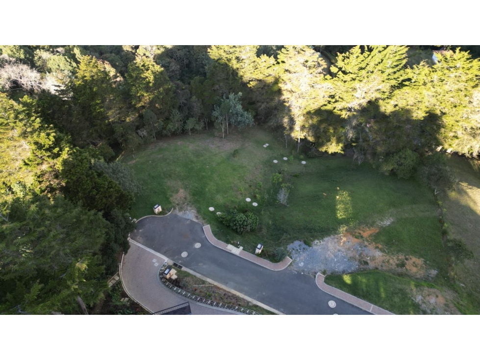 VENTA DE LOTE EN EN ALTO DE LAS PALMAS EN PARCELACIÓN/ ENVIGADO — foto 2