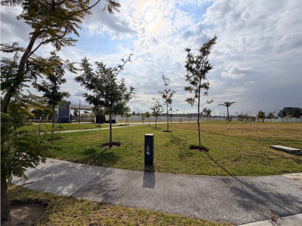 Lote en esquina y rodeado de área verde en Nubia Residencial - 4