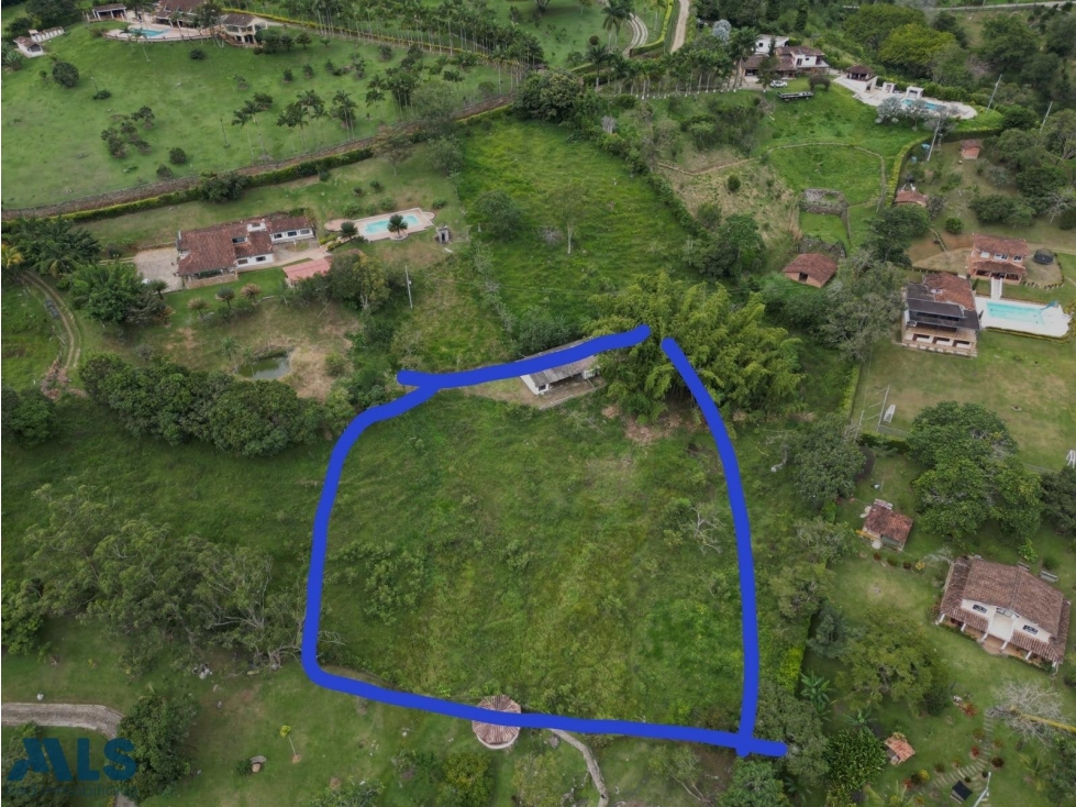 Lote en excelente ubicacion(MLS#253922) - 4