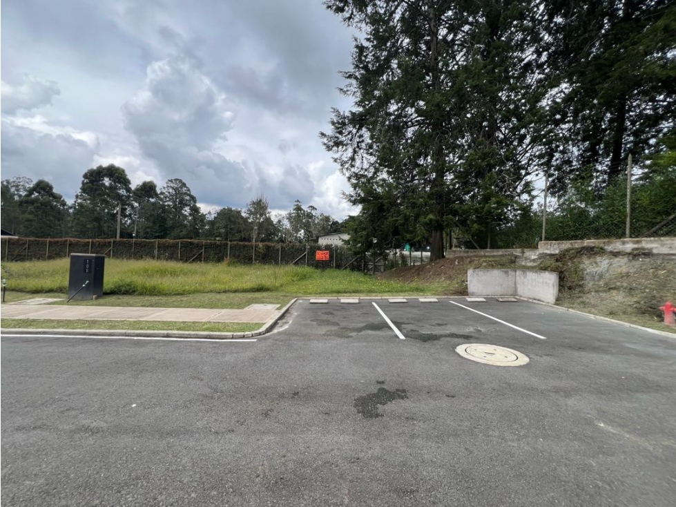 LOTE EN FAUNA SILVESTRE UNIDAD EN EL RETIRO AL LADO DEL MALL MACEDONIA — foto 4