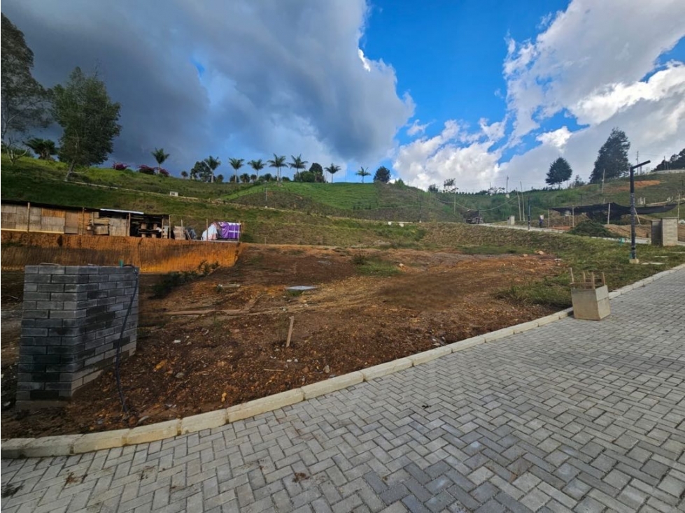 LOTE EN GUARNE. Cerca a Llanogrande y al aeropuerto José Ma. Córdova - 4