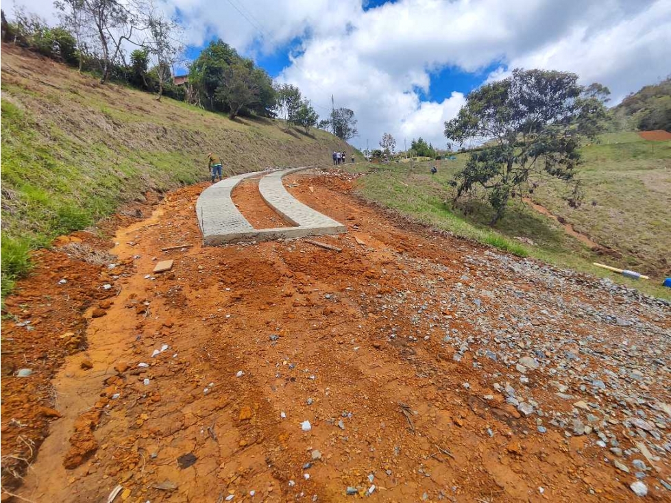 Lote de 2.545 m² en venta en vereda La Clara, Guarne — foto 4