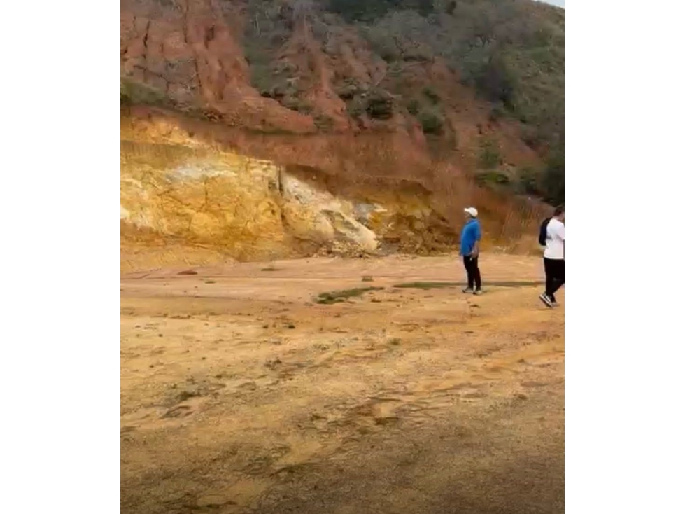 LOTE EN GUATAPE CON EXPLANACION A 7 KMS DE LA PIEDRA DEL PEÑOL — foto 5
