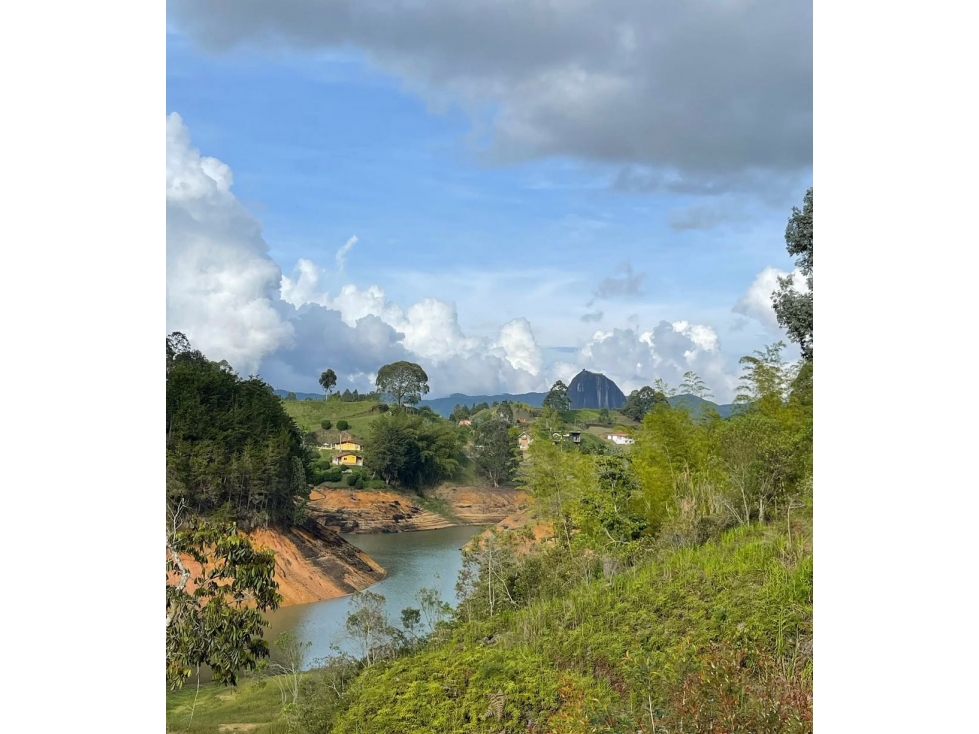 Lote en Guatape en venta con acceso a la Represa! — foto 2