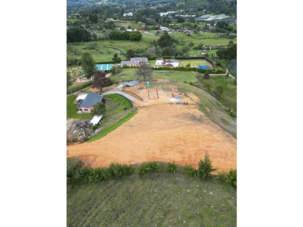 Lote en Parcelación abierta Via La Ceja - Rionegro