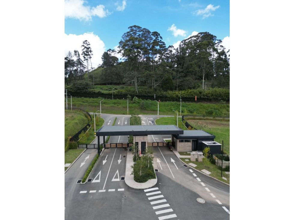 Lote en Parcelación cerrada La Ceja