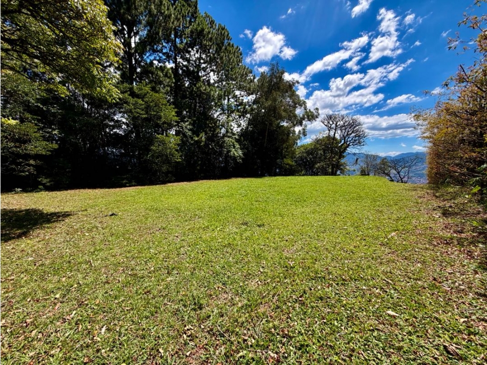 LOTE EN PARCELACIÓN - ENVIGADO / LOMA DEL CHOCHO