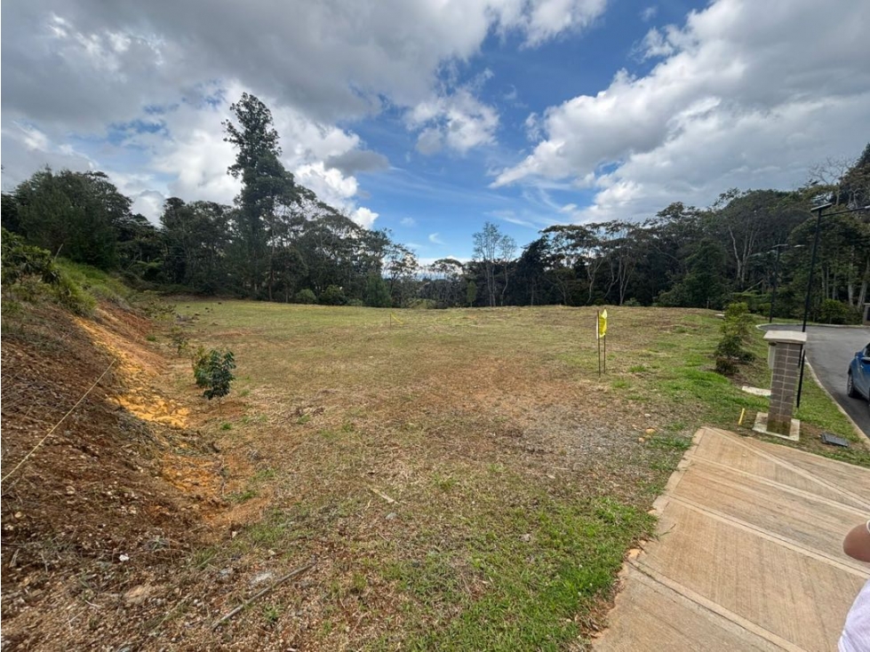 Lote en parcelación essenza tablazo con explanación y bosque nativo — foto 2