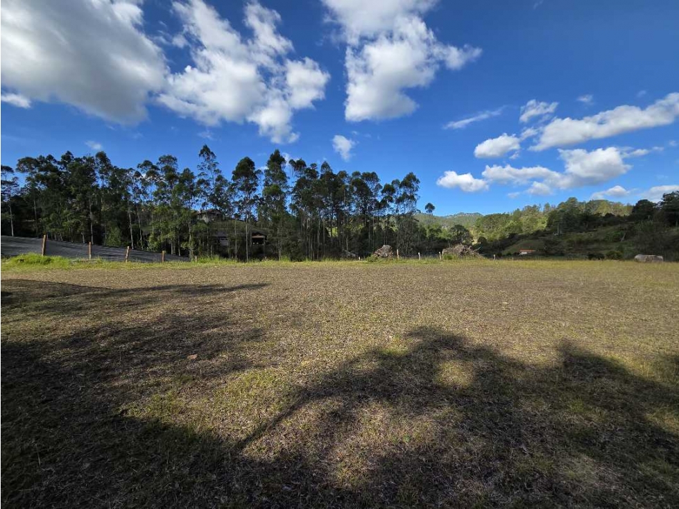 LOTE EN PARCELACIÓN HORIZONTES — foto 3