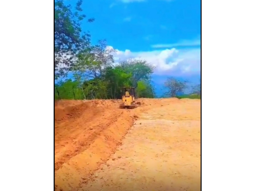 PROYECTO LOTES EN PARCELACIÓN SOPETRAN — foto 2