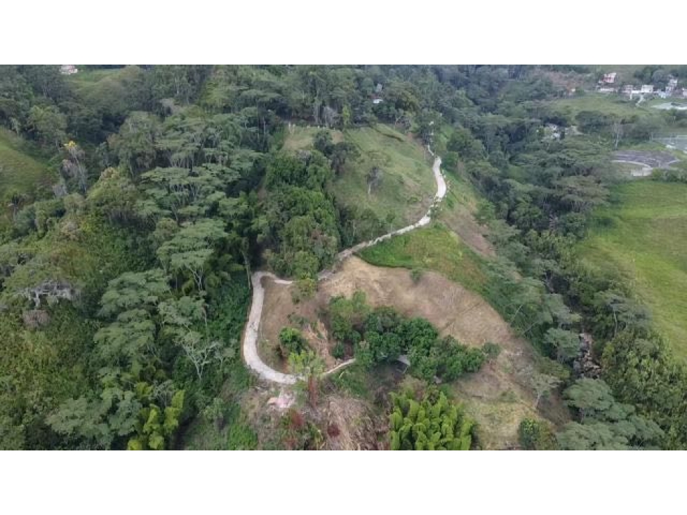 LOTE EN PARCELACION A 5 MIN DE TITIRIBI - 3