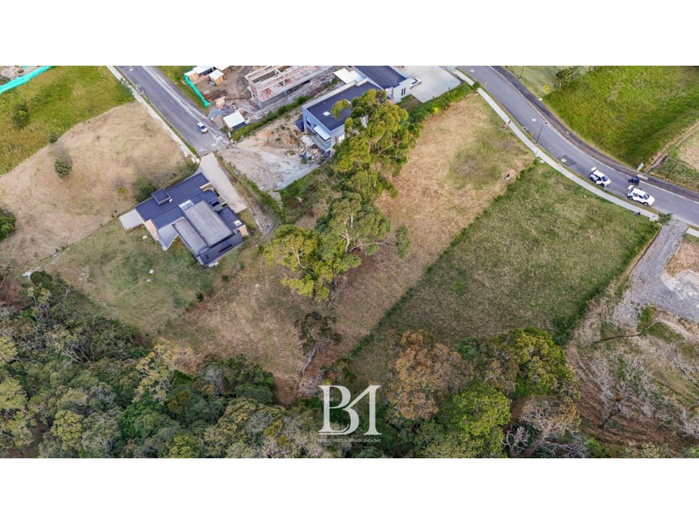 LOTE EN PARCELACIÓN ALTO DEL ESCOBERO ENVIGADO — foto 3