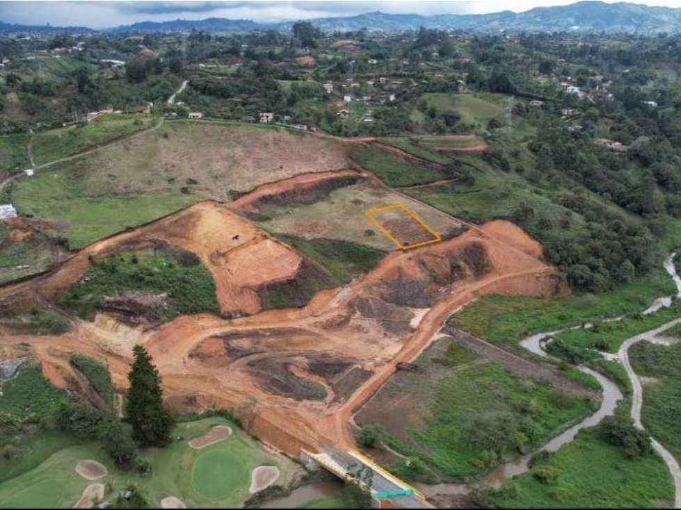 LOTE EN RIO NEGRO EN VENTA F352